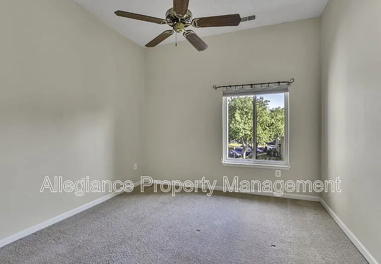 11041 Villaridge Ct #B — Photo 18