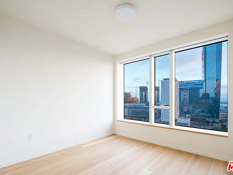 889 Francisco St #3002 — Photo 3