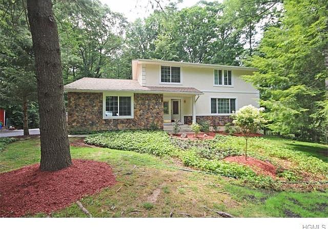 1st image of 36 Woodhaven Dr