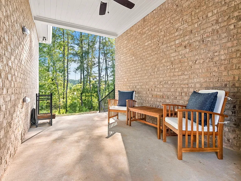 patio/breezeway from gameroom to kitchen