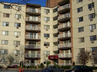 141 Coolidge Ave #512, Watertown, MA 02472