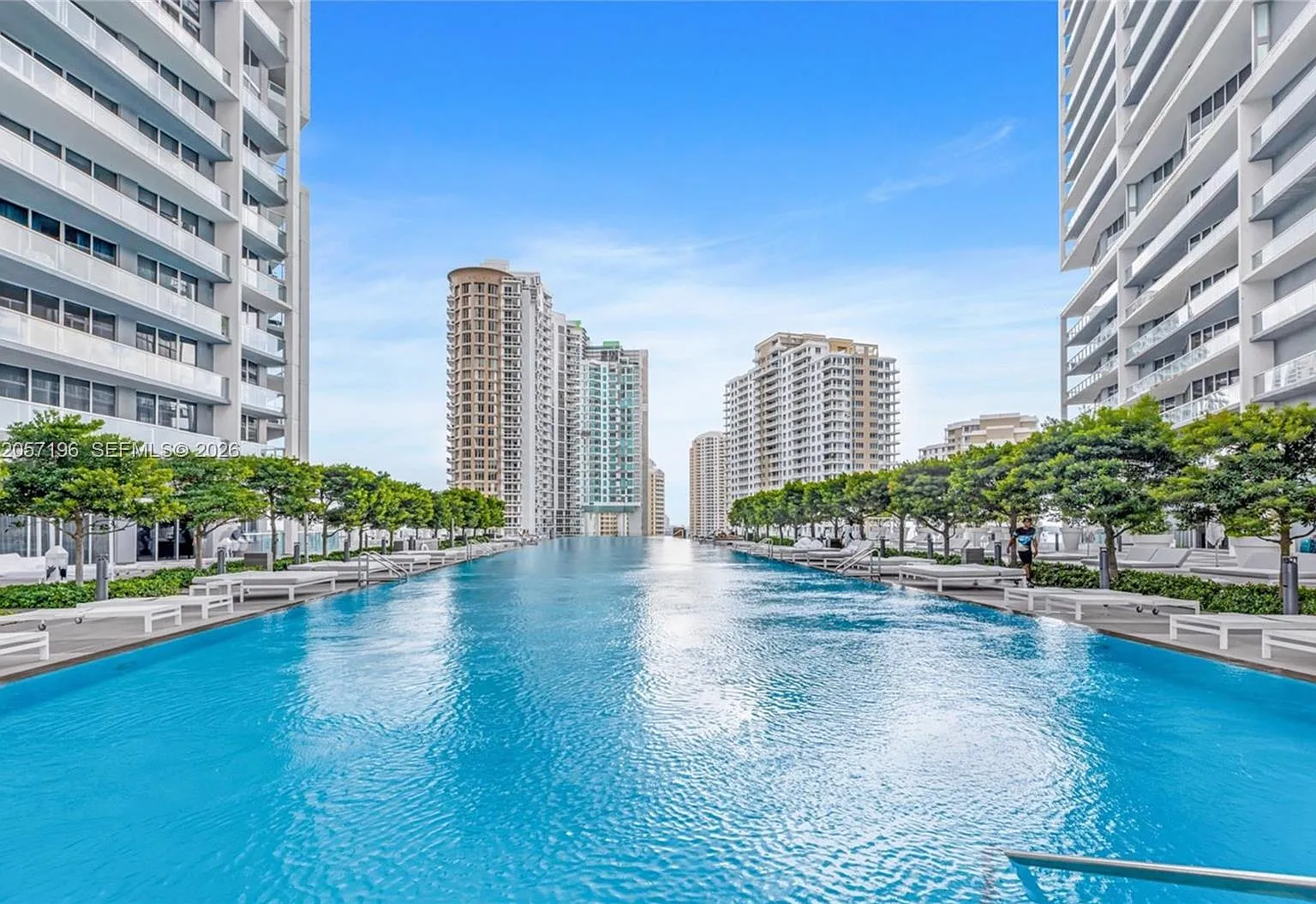 Iconbrickell Condo No 1 — Photo 4