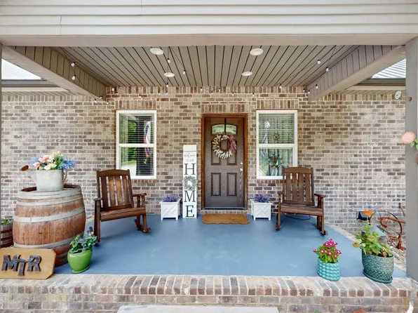 1019 Parker Rd, Kingston Springs, TN 37082