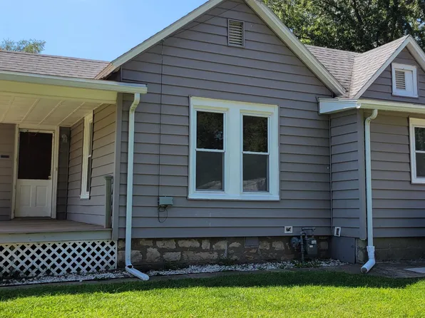 1033 NE Jefferson St, Topeka, KS 66608