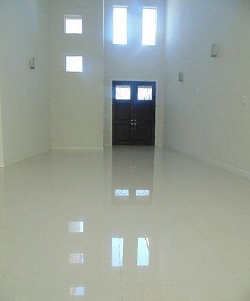 2nd image of 213 Ulex Ave