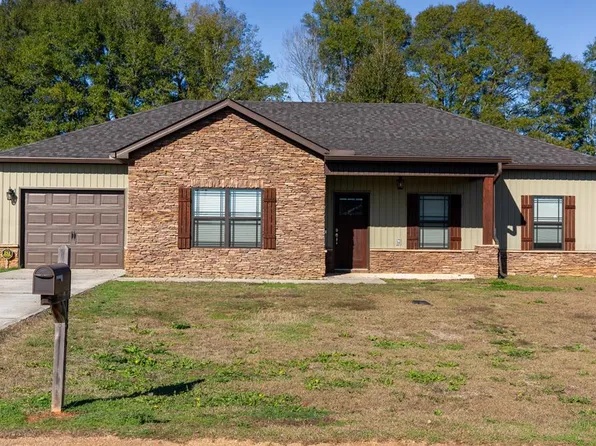 185 Magnolia St, Midland City, AL 36350