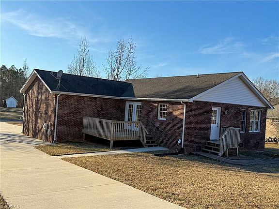 2nd image of 519 Salem Ridge Dr