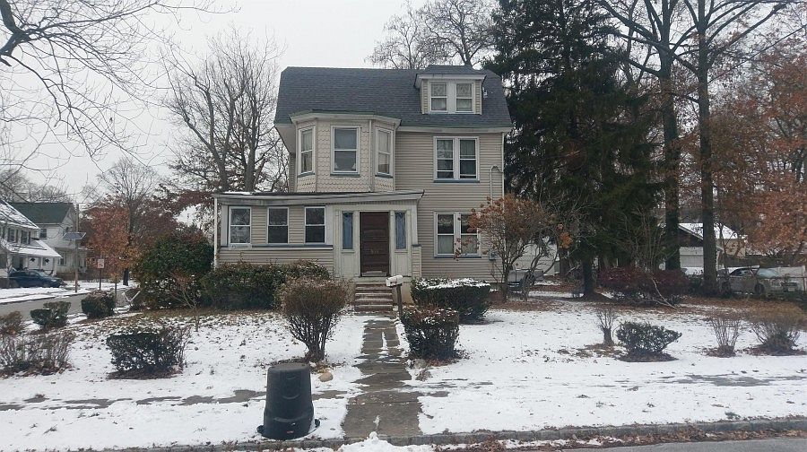 1st image of 100 Willowdale Ave