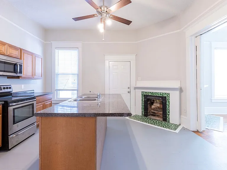 1016 E Anderson St — Photo 11