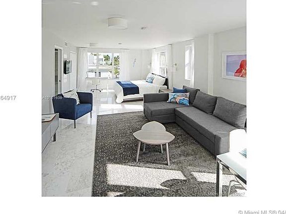 4th image of 100 Collins Ave #320