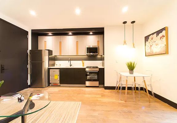 3rd image of 834 Lexington Ave #101