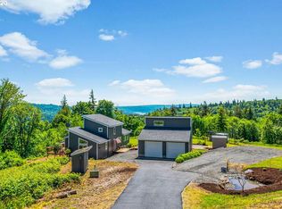 272 Walker Rd, Kelso, WA 98626