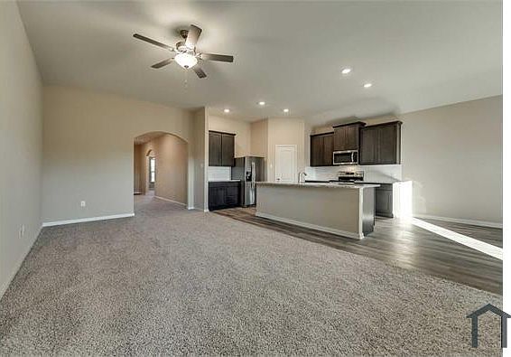 4th image of 209 Aceves Ct