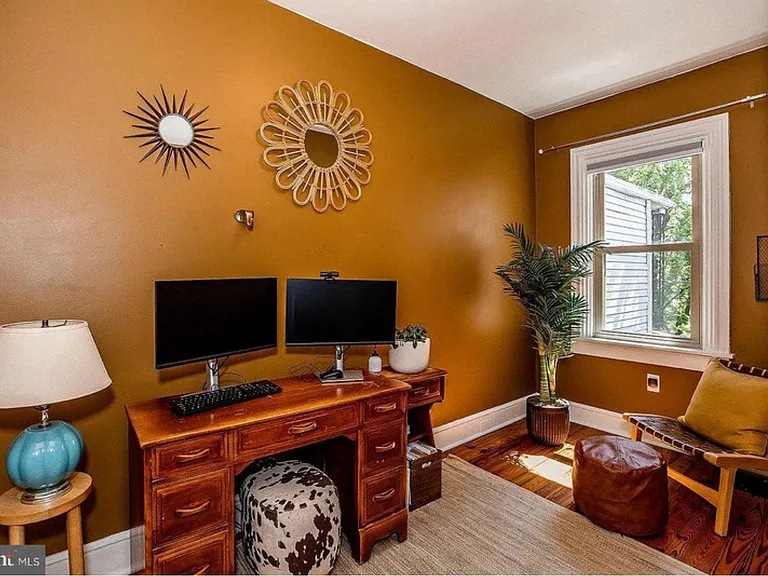 234 E Lemon St — Photo 19