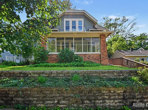 512 Curtis St NE, Grand Rapids, MI 49505