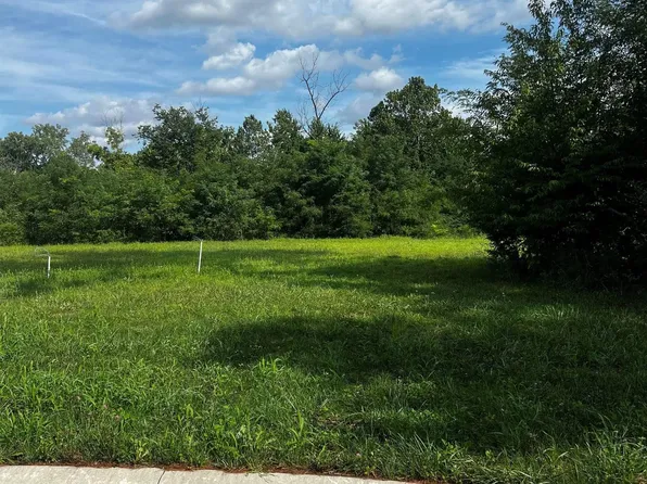 609 Skillet Ave, Huntertown, IN 46748