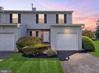 18 Spruce St, Jamesburg, NJ 08831