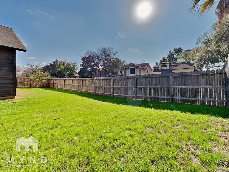 3403 Shallow Grv — Photo 24