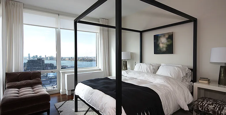 Rented by Silverstein Properties | media 11