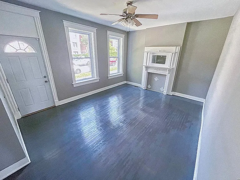 4219 Dewey Ave #A — Photo 4