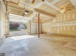 100 Yeoman Rd, Manahawkin, NJ 08050