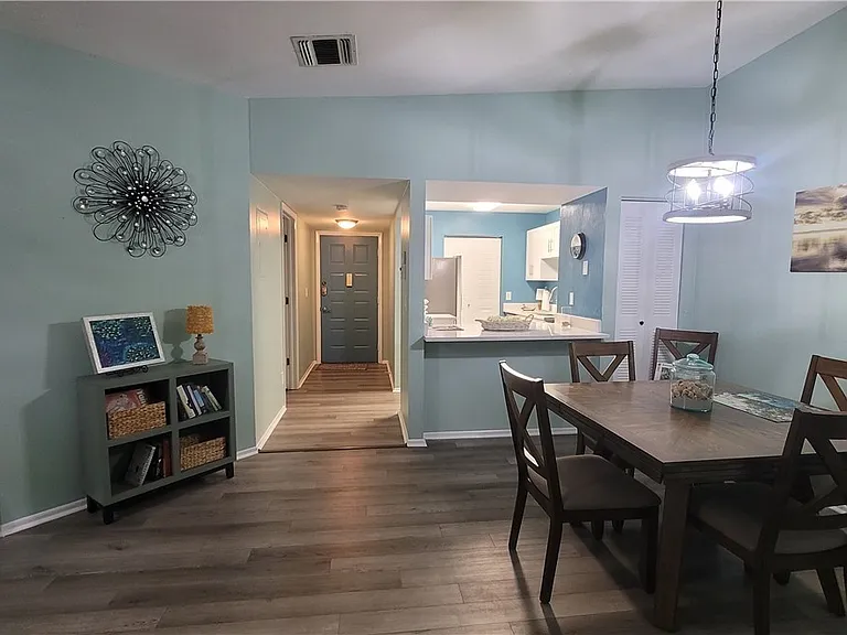 17420 Birchwood Ln #8 — Photo 2