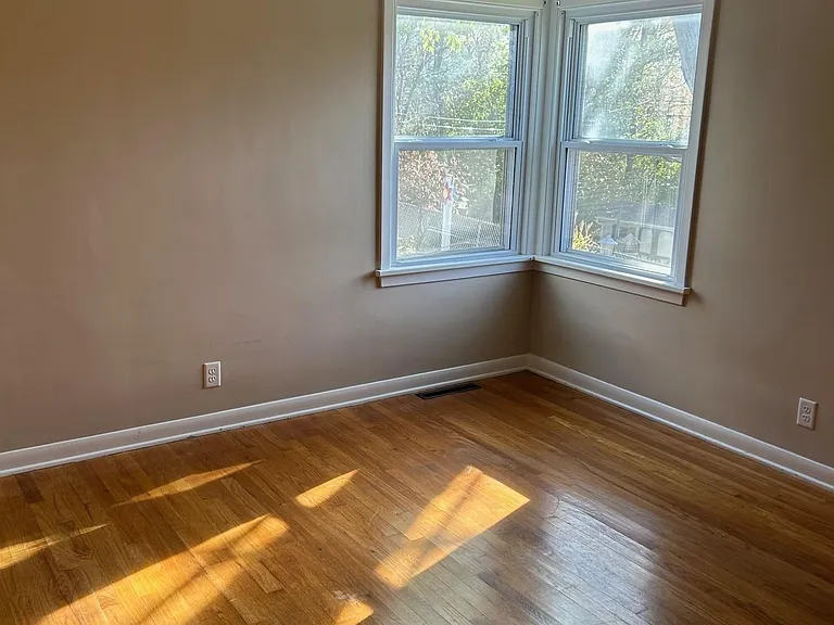 1353 W California Ave — Photo 6