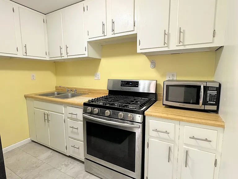 5504 Hays St #2 — Photo 16