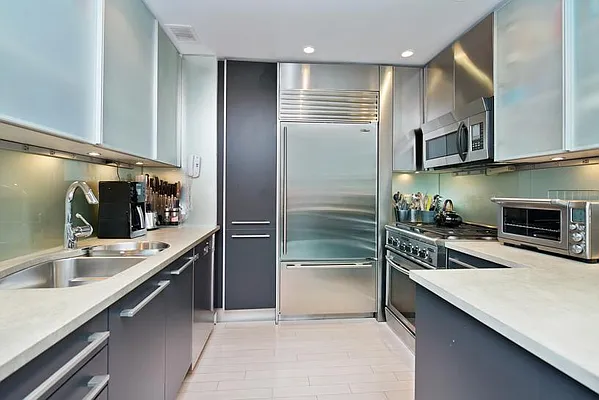 Rented by Keller Williams NYC | media 22