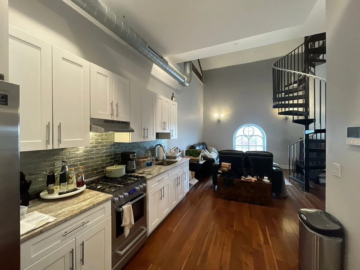 Building Photo - Steeple Lofts
