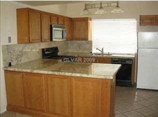 2745 Ferrin Rd, Las Vegas, NV 89117