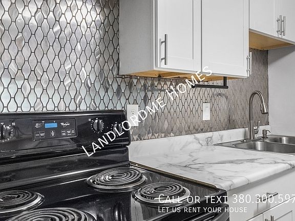 2nd image of 2842 Stonehenge Dr #1