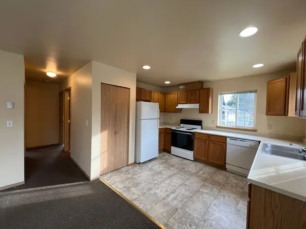 3 Bedroom, 2 Bath in York Neighborhood!, 1121 Humboldt St, Bellingham, WA 98225