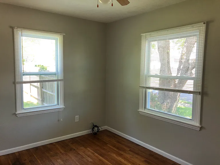 13603 Kirton Ave — Photo 23