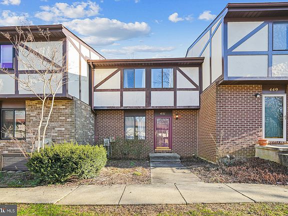 2nd image of 451 Knottwood Ct