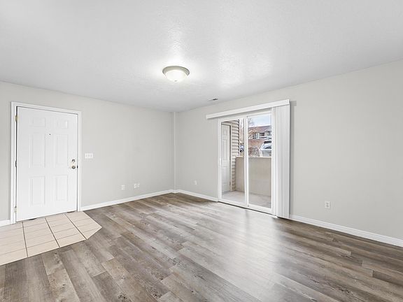 4th image of 8083 N Ridge Loop E #I-3