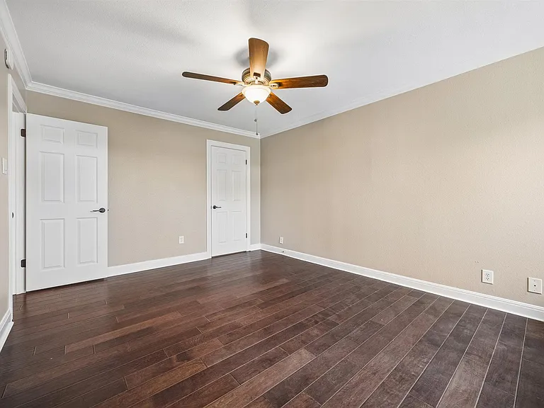 2500 Steck Ave #18 — Photo 18