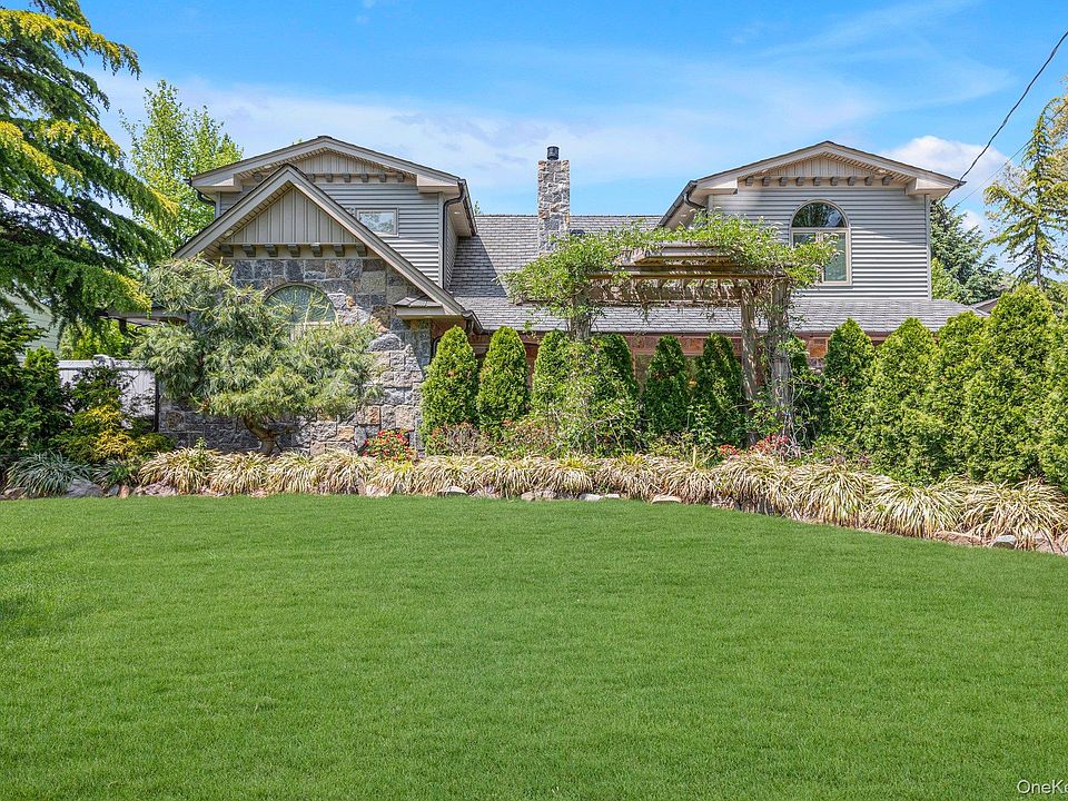 1st image of 33 Nancy Boulevard