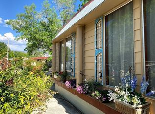 2219 Mackintosh Ave, Bishop, CA 93514