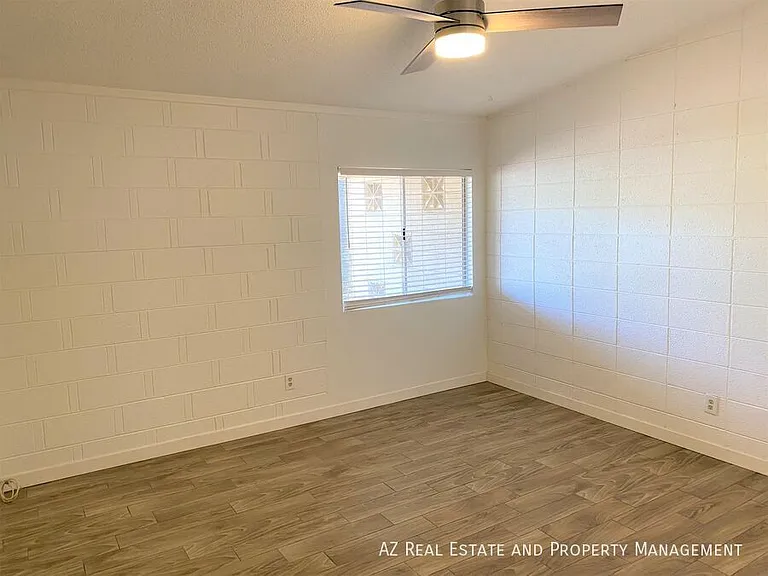 7035 E Wilshire Dr #4 — Photo 8