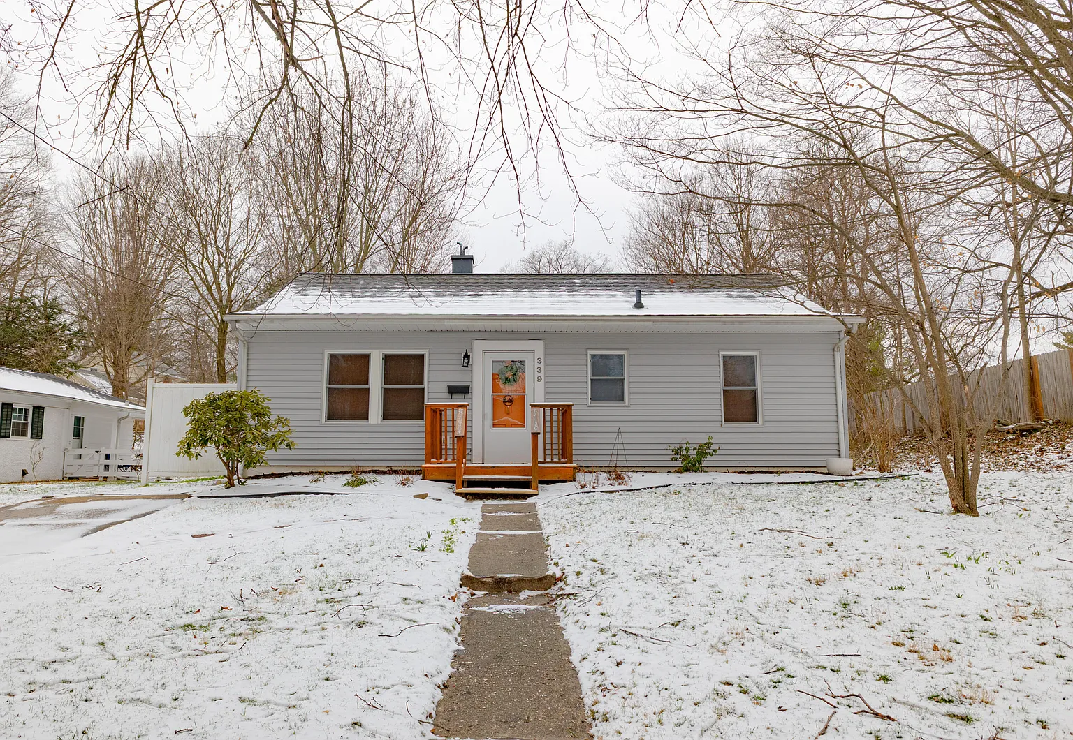 339 N Marshall Ave photo 1