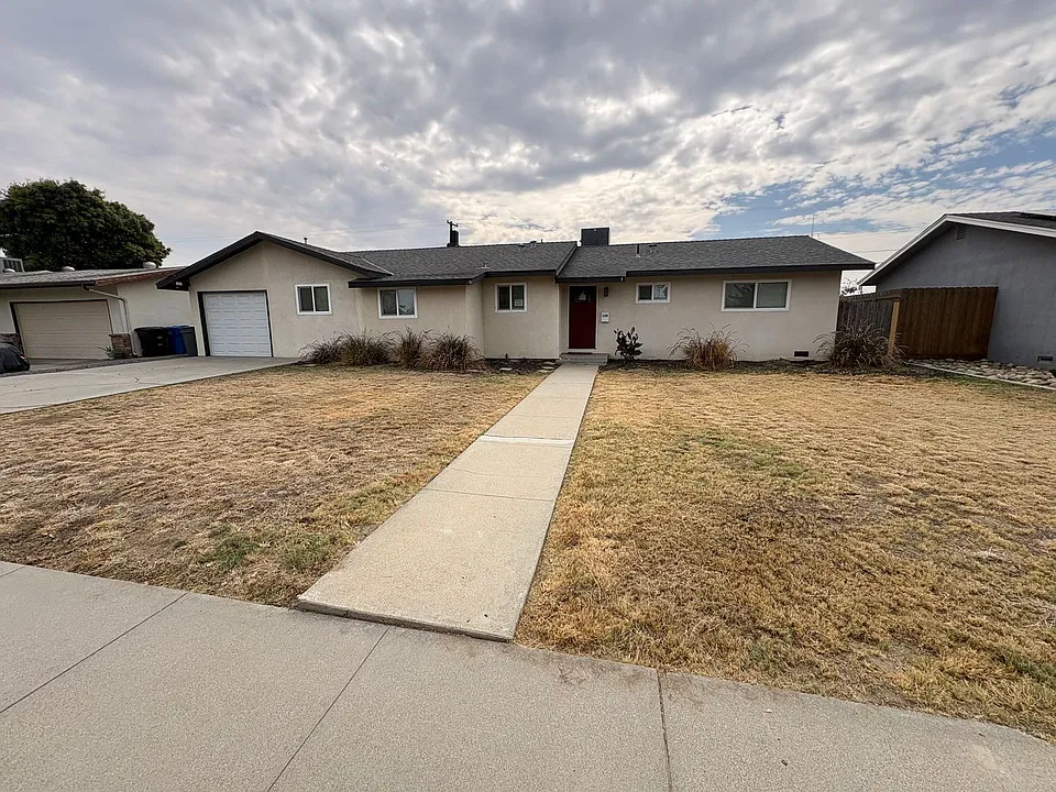 135 W Burlwood Ln