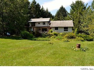 1675 Tamarack Ln, Skaneateles, NY 13152