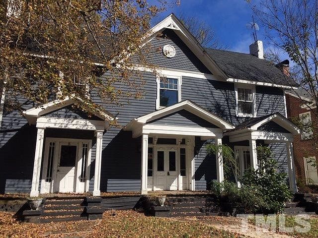 1st image of 226 College St