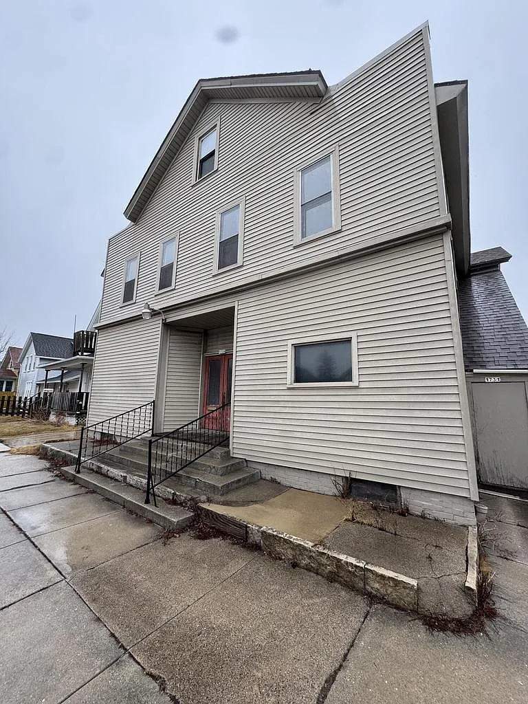 1729 South 12th St STREET photo 1