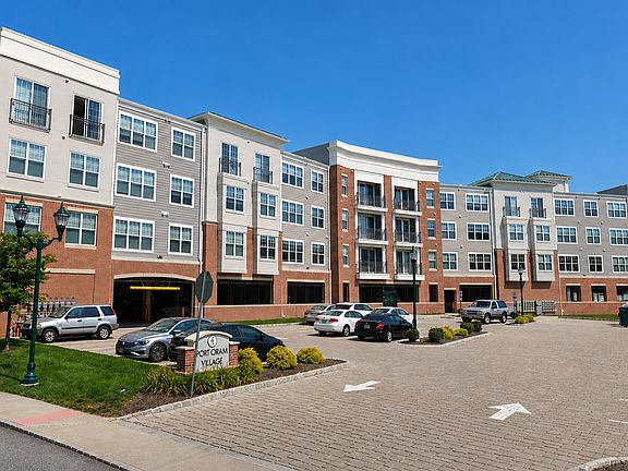 2nd image of 54 N Main St APT 301