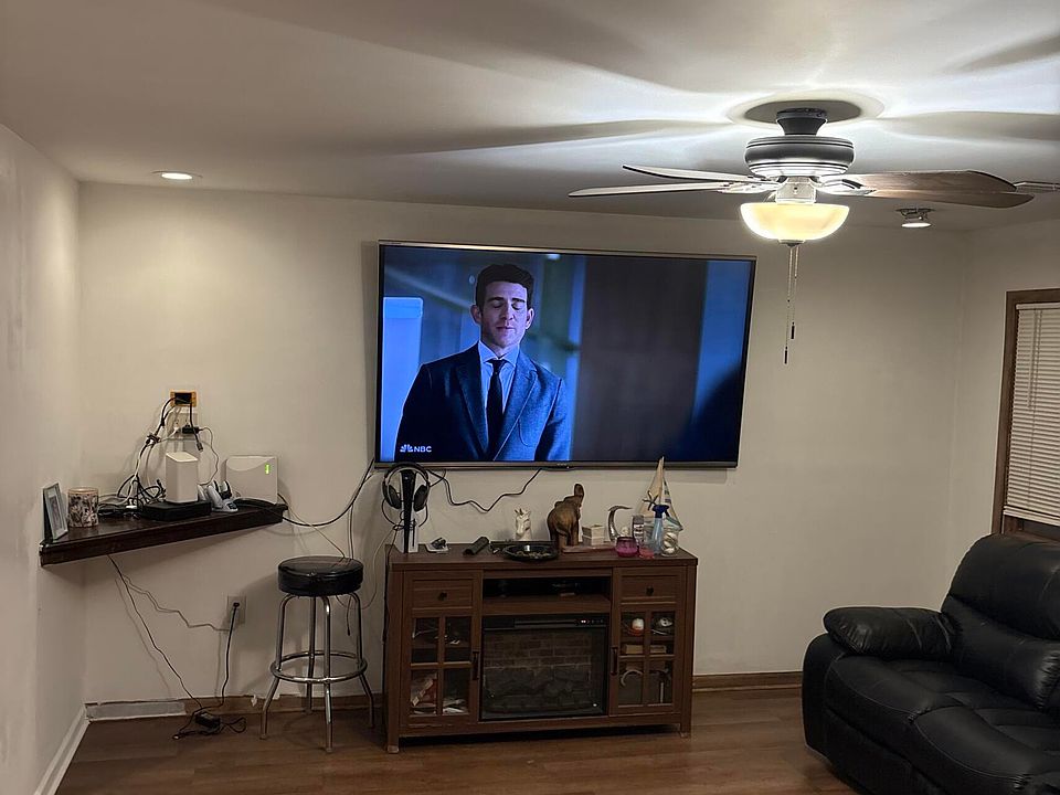 2nd image of 68 River Drive