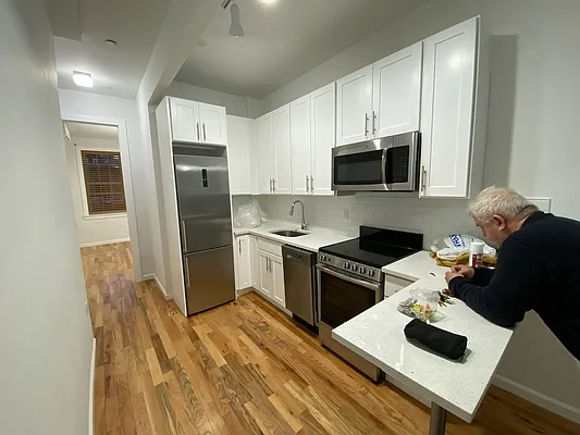 Rented by Terra Magia Inc | media 17