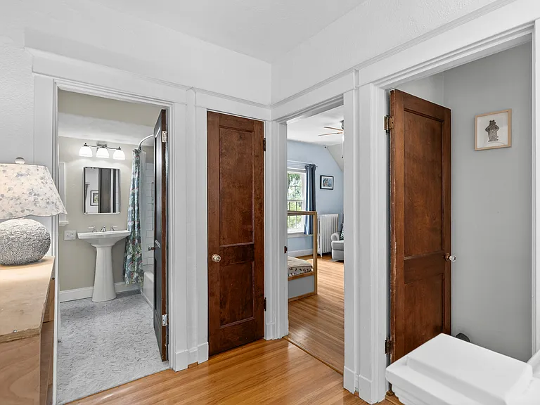 7487 Kingsbury Blvd — Photo 17