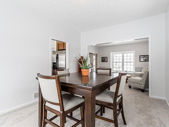 5th image of 13165 Kensington Dr
